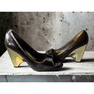 VTG Street Scenes Brown Patent Leather Wedges Gold Heel Size 7 SEE All Pics